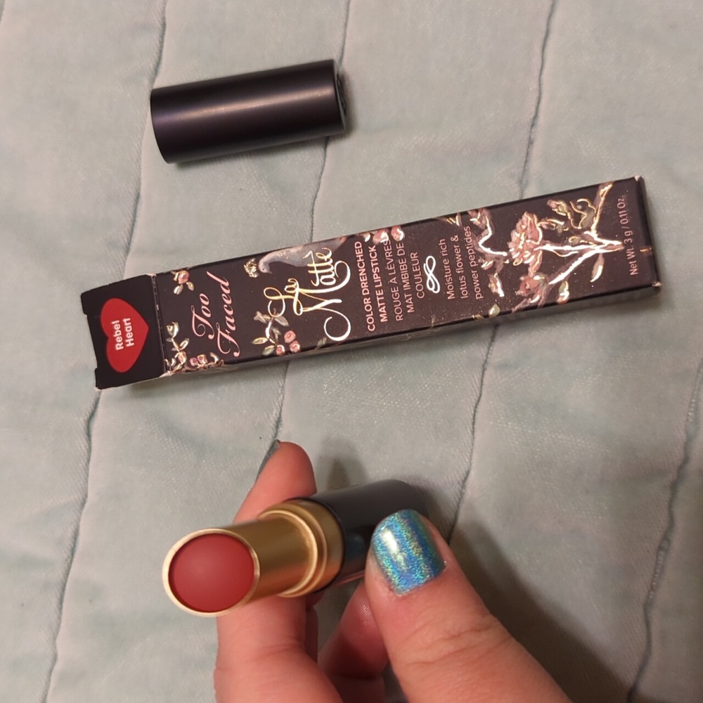 NIB Too Faced La Matte Rebel Heart lipstick